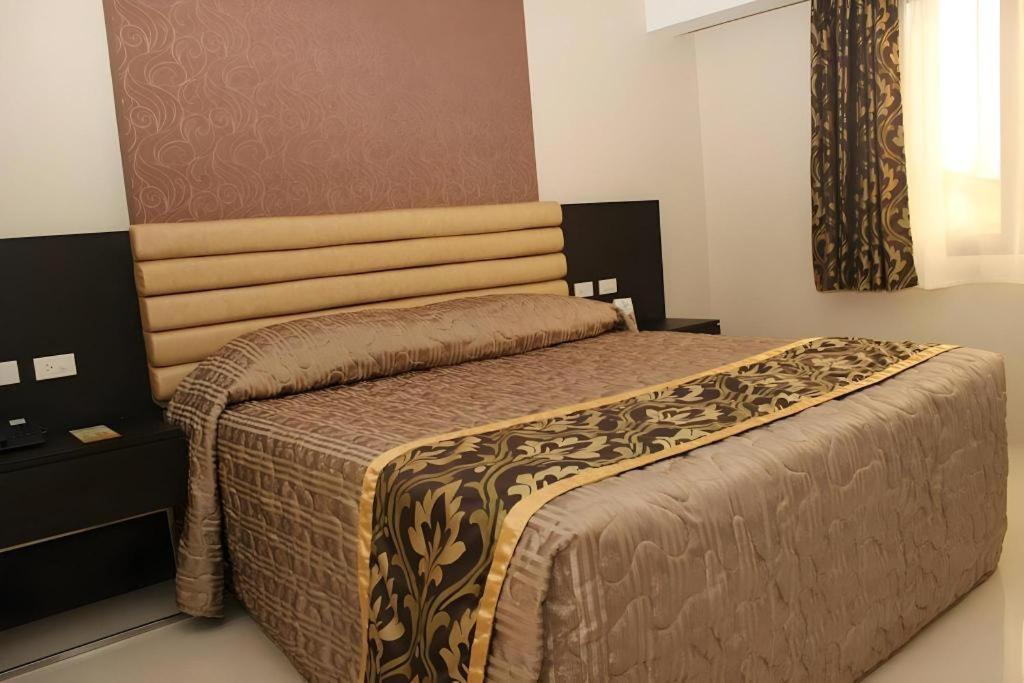 Score Birds Hotel Angeles Bagian luar foto