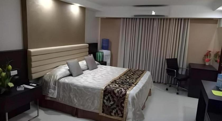 Score Birds Hotel Angeles Bagian luar foto